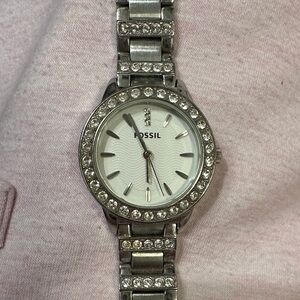 Fossil Silver Watch with Crystal Detailing.